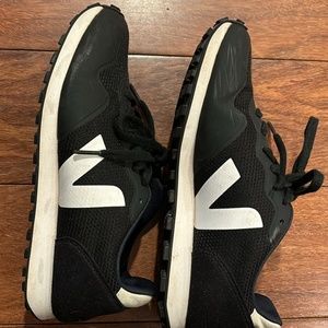 Veja black and white running sneakers